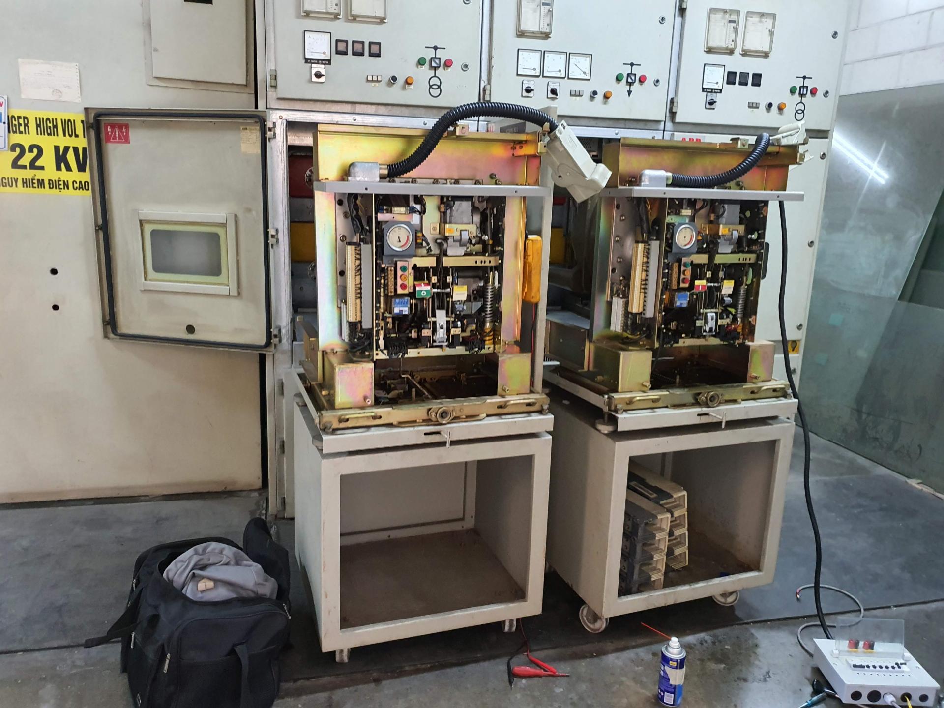 Sửa chữa máy cắt trung hạ thế VCB ACB, MCCB